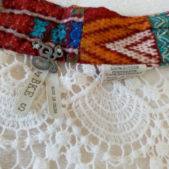 BoHo Top - Picture 5 of 7